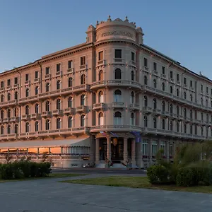 hotellátogatás
