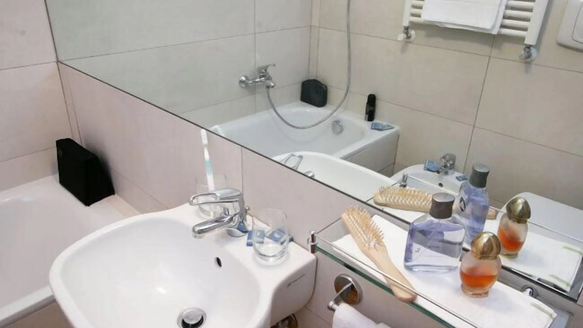 Hotel Mary Velence