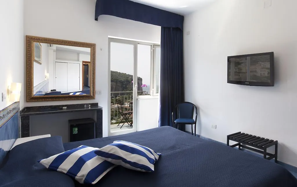 Hotel Mary Venecia 3*,